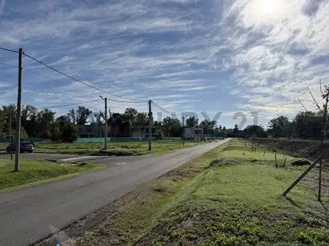 Terreno en Venta en Barrio Pampa, USD 28.000