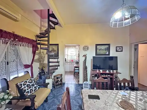 PH 4 AMBIENTES EN PLANTA ALTA EN SAN MARTIN 