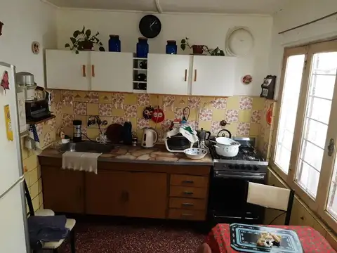 Casa 3 ambientes con 2 baños