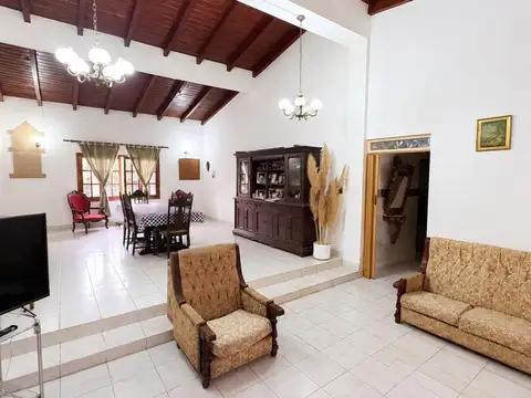 Casa en Venta en Barrio Tres Cerritos, USD 175.000