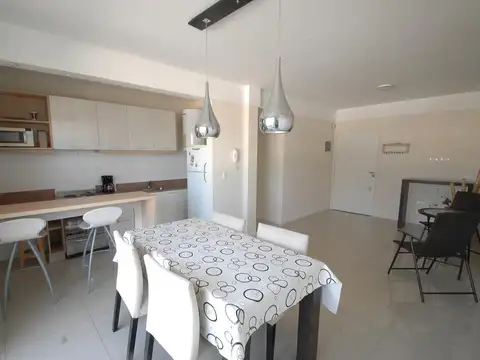 Departamento en Alquiler en Parque Patricios, $ 650.000