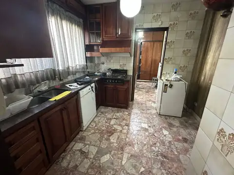 Casa - Venta - Argentina, Capital Federal - EDUARDO MADERO 525