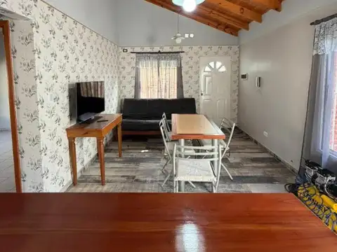 Depto Tipo Casa en Alquiler de 3 ambientes