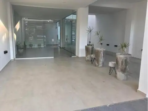 CON COCHERA Estrenar 1 y 1/2 Amb De 49m2 Con Balcón - Patio