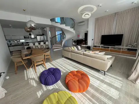 Casa en Venta de 4 dormitorios