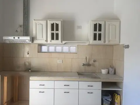 Casa Chalet  en Alquiler en Zárate, G.B.A. Zona Norte, Argentina