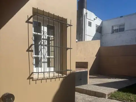 Casa en Alquiler en Centro  - Zárate, $ 950.000