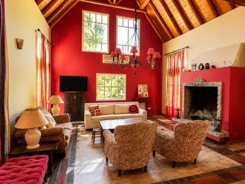 Venta de CASA 4 AMBIENTES con AMARRA PROPIA en ISLA SANTA MÓNICA