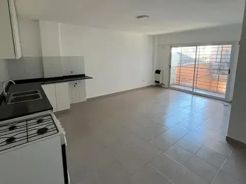 Hipolito Irigoyen 2900, Piso 1º
