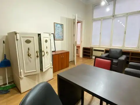 Oficina 2 ambientes con 1 baño