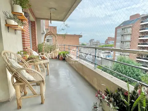 Nicolas Avellaneda 900, Piso 5