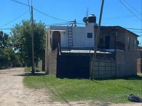 3 Departamentos en Mariano Acosta