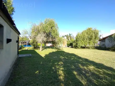 NOT. Venta dos monoambientes con pileta, Parque Sakura Exaltacion de la Cruz