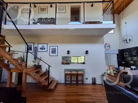 Casa 6 ambientes con 2 baños