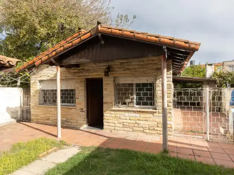 Casa en Venta en Villa Santos Tesei, Partido de Hurlingham