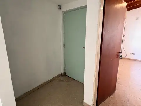 Local en Venta en San Antonio de Padua, USD 98.000