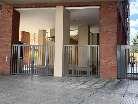 Cochera en Venta Cubierta