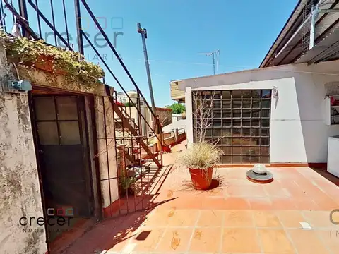 Depto Tipo Casa en Venta en Villa del Parque, USD 160.000
