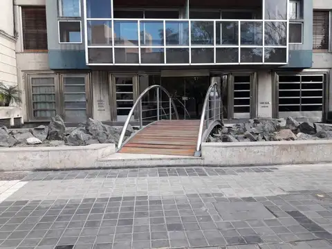 Poeta Lugones 400, Piso 4