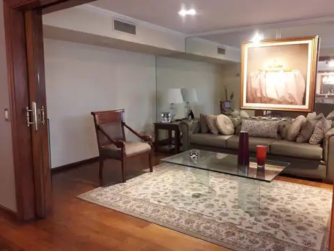 Departamento 7 ambientes con 4 baños