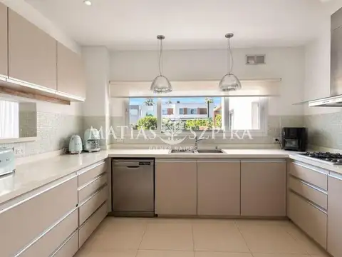 Casa en Venta al Noroeste