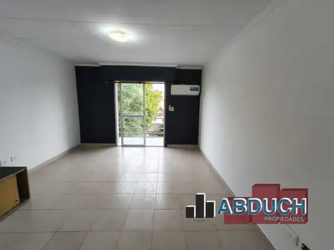 Departamento en Alquiler en Villa Ballester, $ 450.000