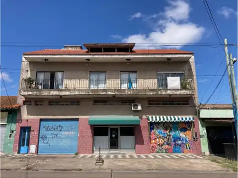 VENTA CASA LOCAL 7 AMB CON COCHERA EN MONTE GRANDE