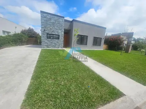 Casa  en Venta en San Ramón, Pilar del Este, Pilar