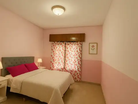 VENTA CASA 5 AMBIENTES VIRREY DEL PINO PERMUTA