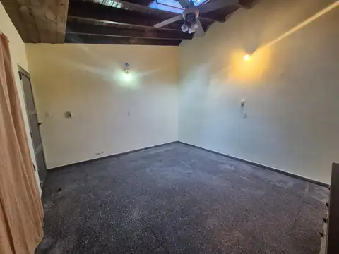 Departamento en Alquiler en Villa Dominico, $ 400.000