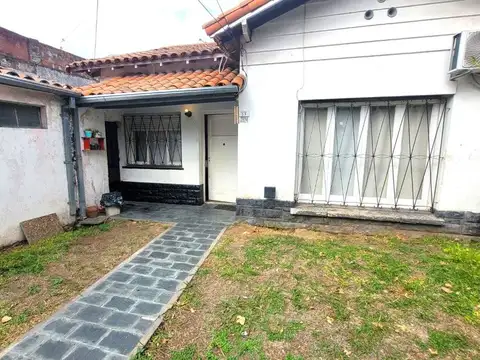 Casa de 3 amb en venta - Chilavert