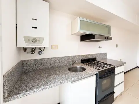 VENTA - Departamento monoambiente con balcón, y amenities - Lourdes, Rosario.