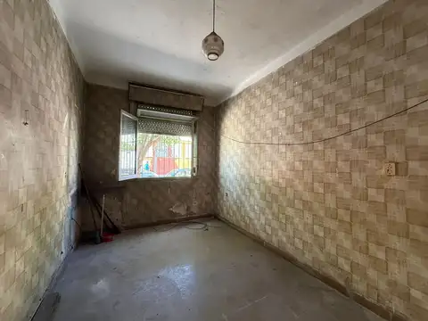 Chascomus 5900, Piso P.B