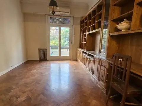 Departamento en alquiler - 3 Dormitorios 2 Baños - Colegiales