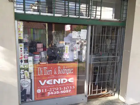 Local comercial en venta a metros del centro y estación – Excelente estado