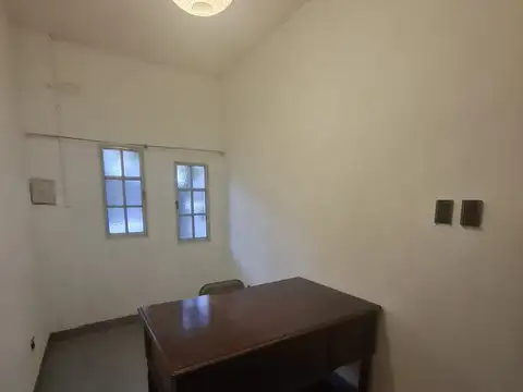 Local en Alquiler en Villa Maipu, $ 450.000
