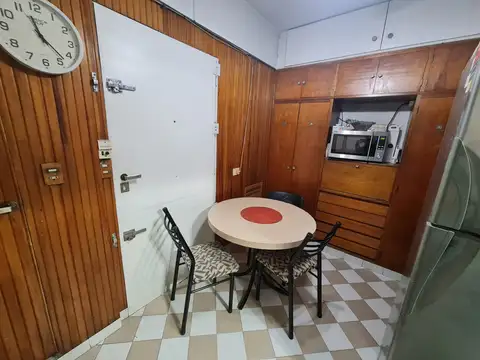 Avenida Córdoba 1800, Piso 5