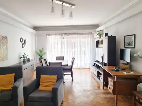 Avenida Córdoba 1800, Piso 5