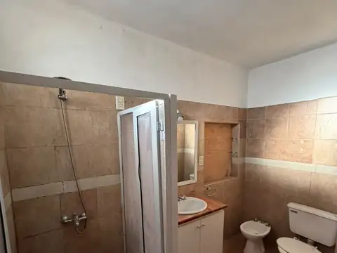 Alquiler casa con cochera