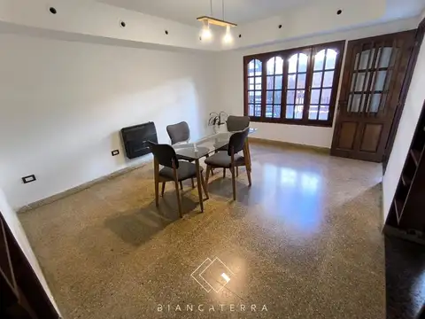 LAMADRID 400 - ALQUILER ZONA SUR CON COCHERA