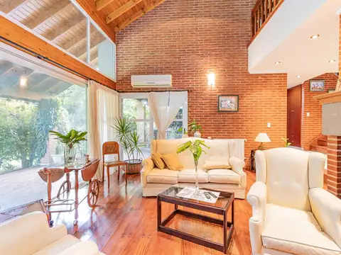 Casa en Venta en Quilmes, USD 695.000