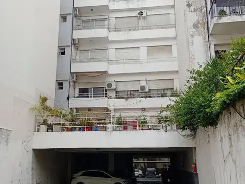 DEPTO 3 AMB CON COCHERA Y BALCON EN CABALLITO