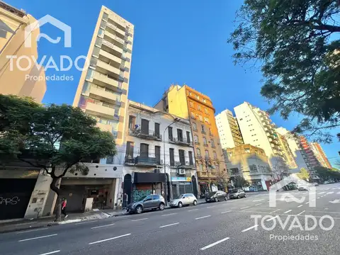 Monoambiente en Piso Alto en San Cristobal!