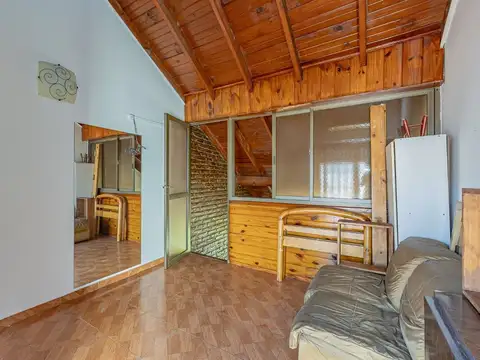 Depto Tipo Casa en Venta 41 años