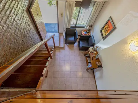 Depto Tipo Casa en Venta con 1 cocheras