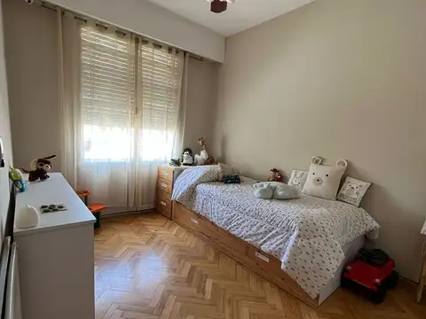 Departamento 5 ambientes con 2 baños