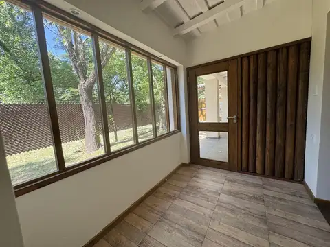 Casa en Venta en Funes, USD 215.000