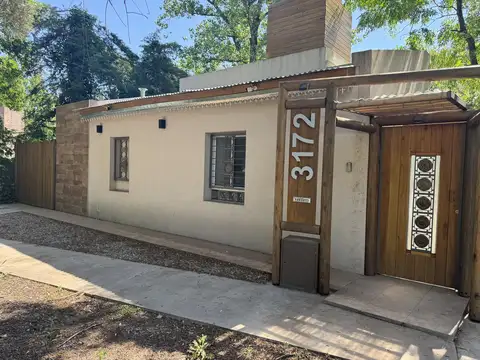 Casa en venta de 3 dormitorios en Funes. Garita 18