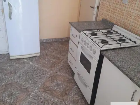 PH en venta - 2 dormitorios 1 baño - patio interno - 70 mts 2- Ramos Mejia