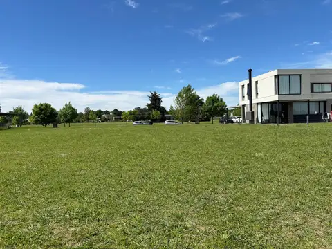 Terreno en venta barrio El Campo Fincas Exclusivas Cardales lote 35